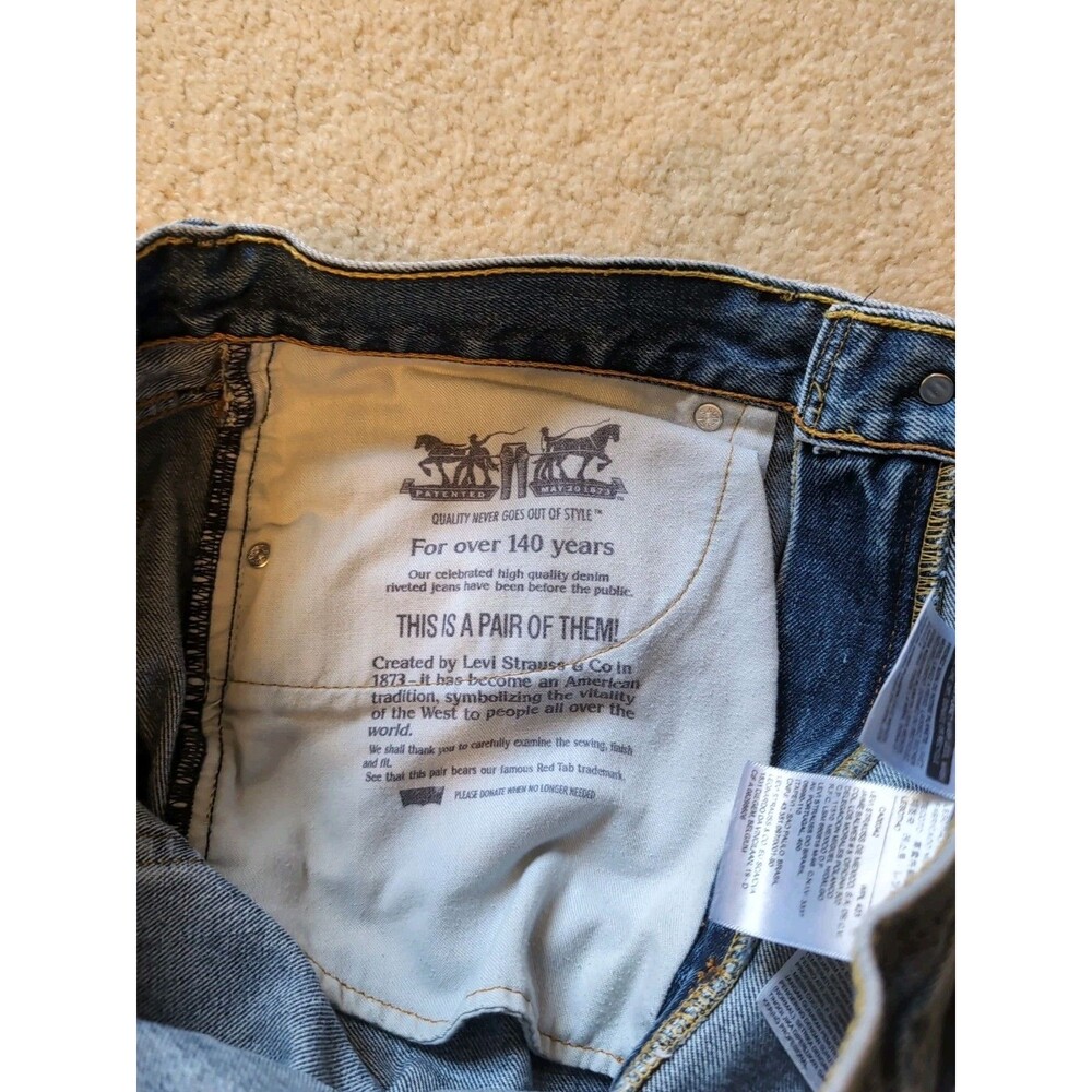 LEVI'S 505 mens 36 x 34 Blue Jeans Regular Fit Straight Leg - Picture 10 of 10